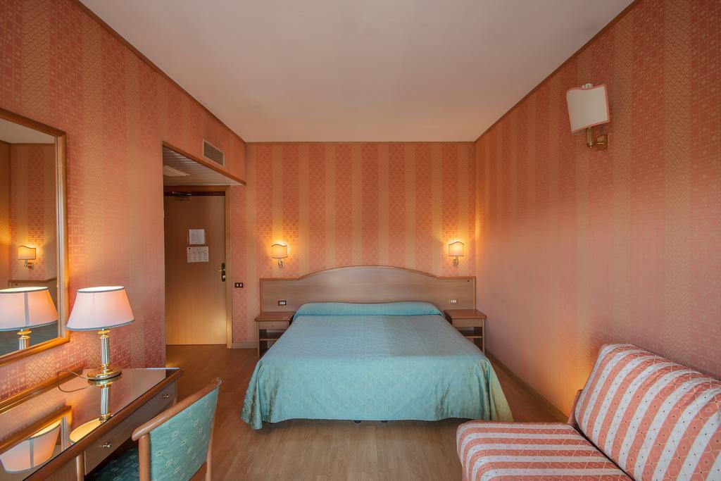 Park Hotel Dei Massimi Roma Ngoại thất bức ảnh