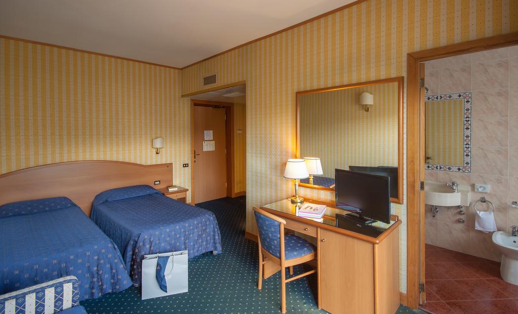 Park Hotel Dei Massimi Roma Ngoại thất bức ảnh